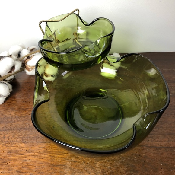 Anchor Hocking Chip & Dip Green Pinched Glass Bowls, Holiday serving set
